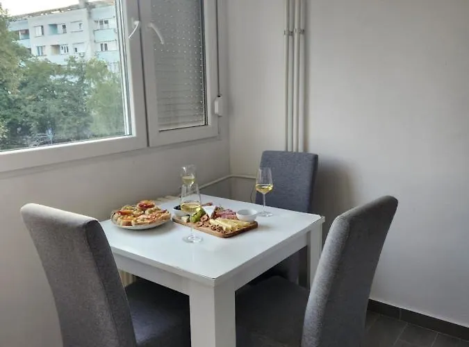 Stan Na Dan Nova Varos Apartman